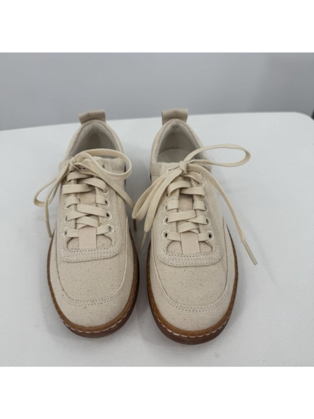 Everlane Tread Bare Sneaker size 7 Women's in Canvas/Red/Blue Lace-up Shoes - Picture 4 of 8